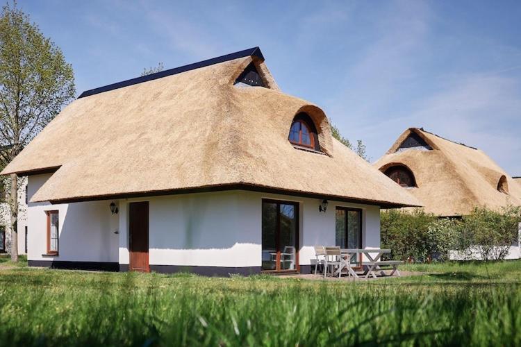 Holiday Resort Van Der Valk, Linstow Dobbin-Linstow Εξωτερικό φωτογραφία